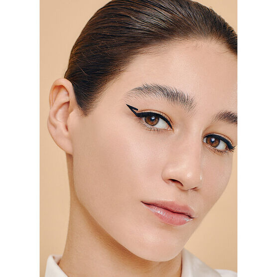 THATG      NATHALIE      EYES 6UNIT